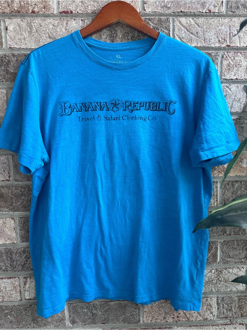 Banana Republic Men's Blue travel safari Crewneck T-Shirt Archive Reissue XL